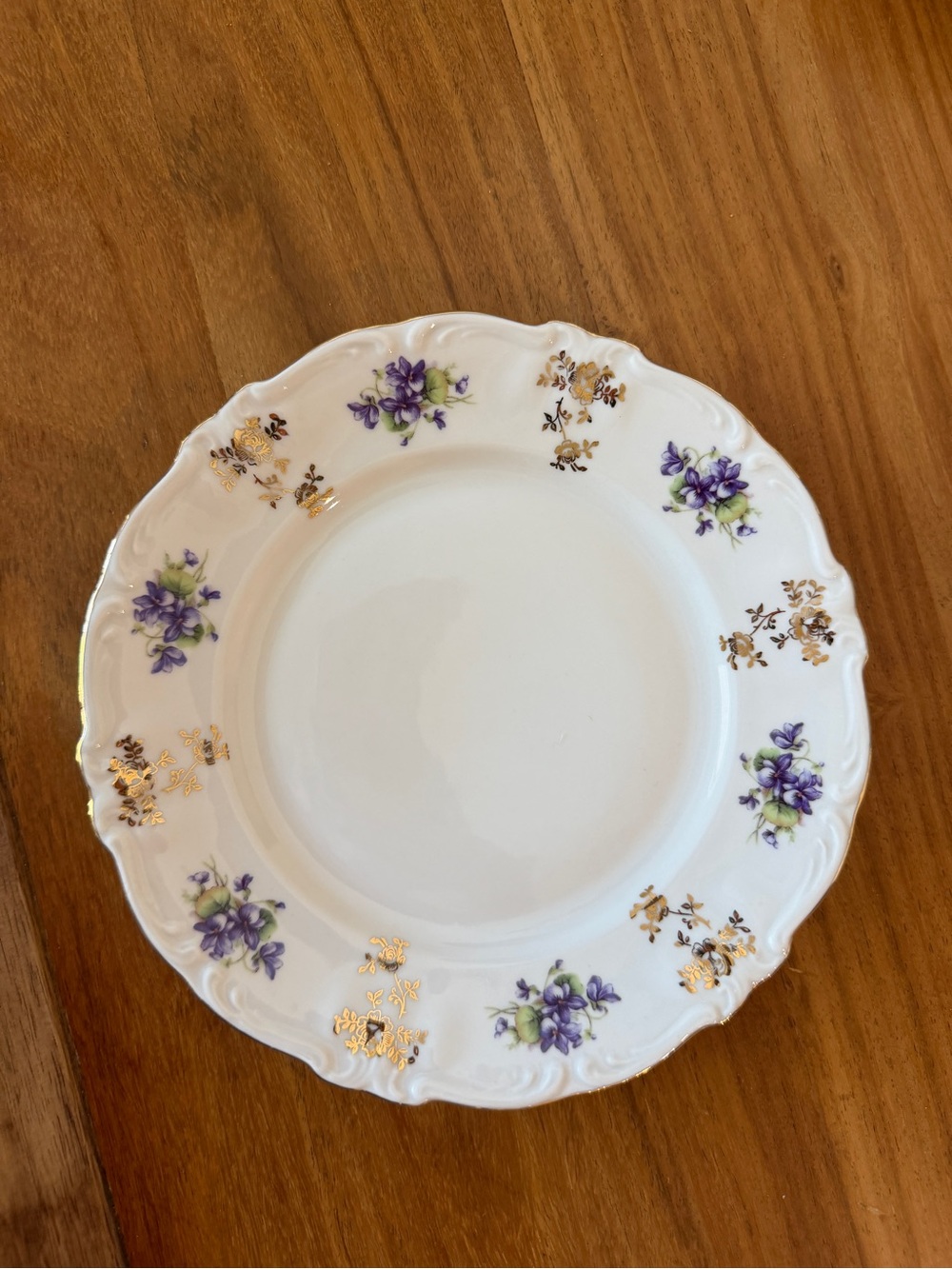 Rare!! Winterling Royal Heidelberg Violets Salad Plate